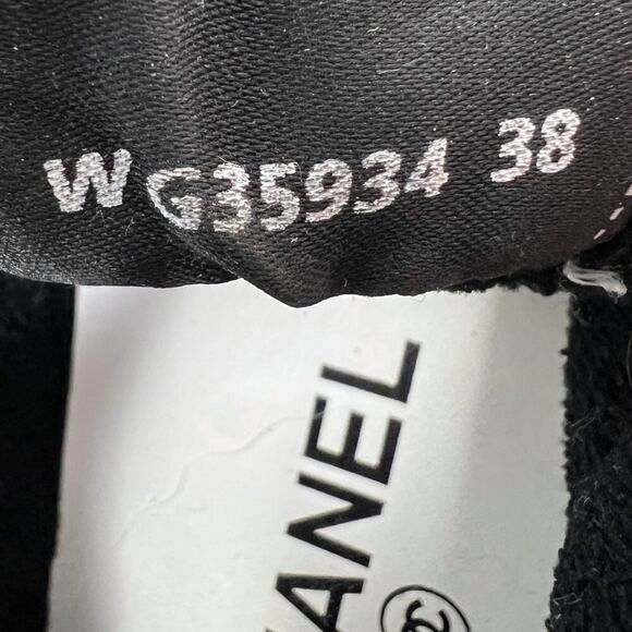 Chanel Logo Perforated Leather Sneakers White Black Lace-Up EU 38 - Picture 7 of 9